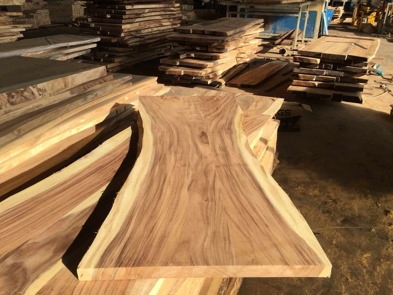 Raintree Chevron Countertops