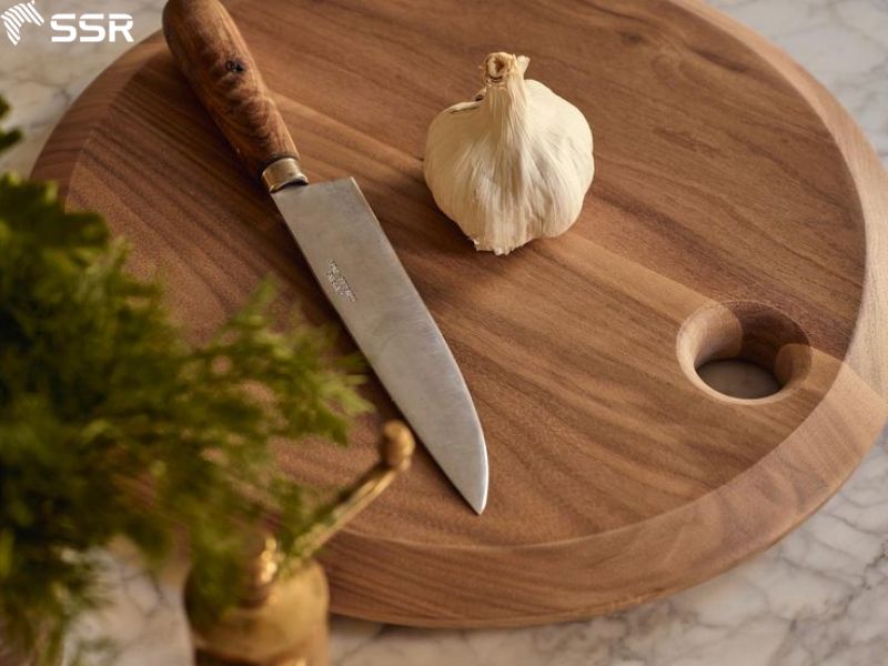 walnut wood chopping board