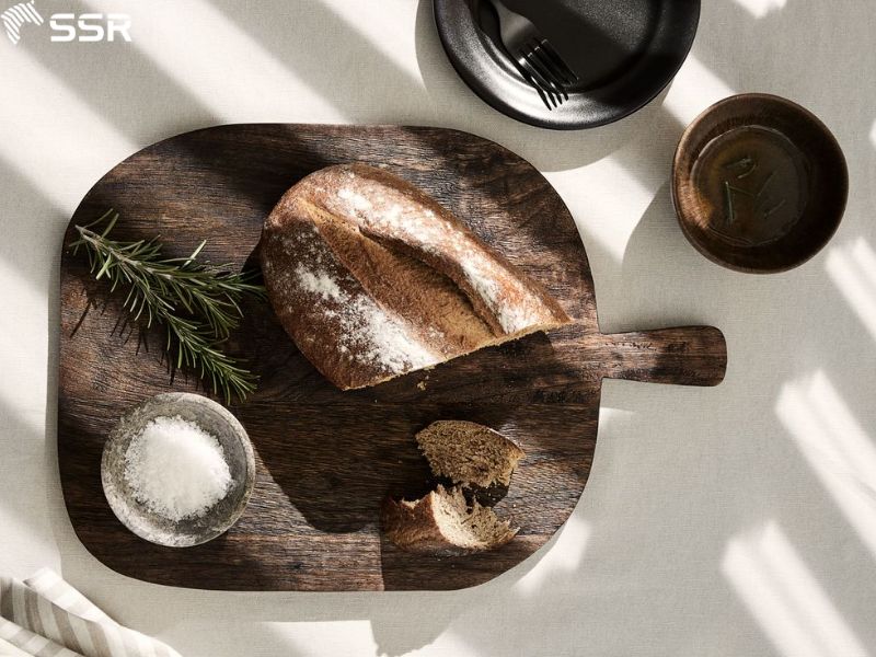 what are the benefits of a chopping board