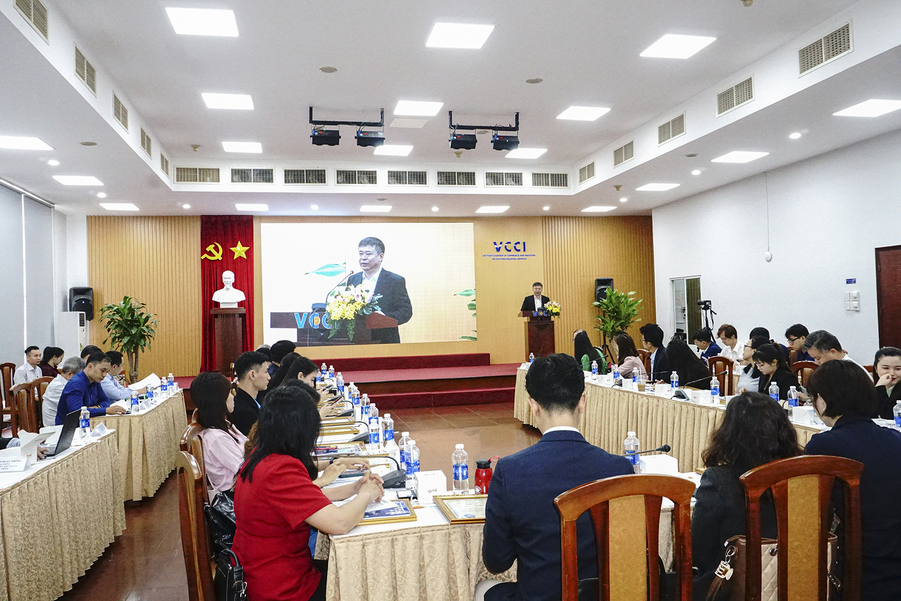 SSR VINA is proud to announce its official membership in the Vietnam Chamber of Commerce and Industry (VCCI)