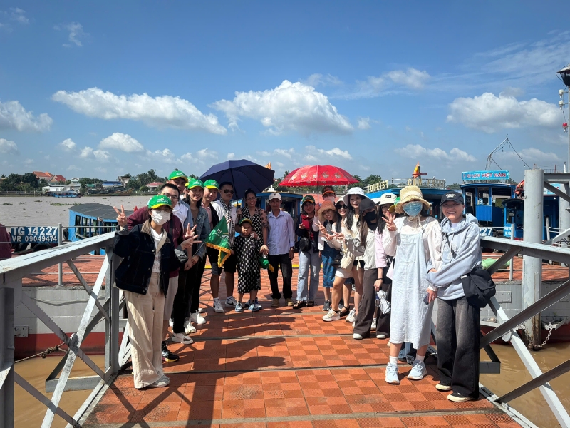 SSR VINA's team building